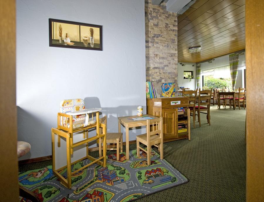 Pension "Dorfkrug" Winterberg Exterior foto