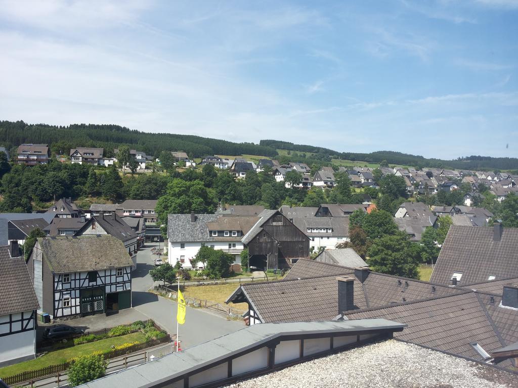 Pension "Dorfkrug" Winterberg Exterior foto